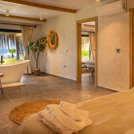 Flora Garden - Adults Only 16 - Couples Concept Kızılot
